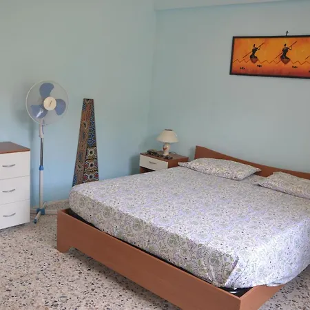 Gole Dell'alcantara Lucia Ii