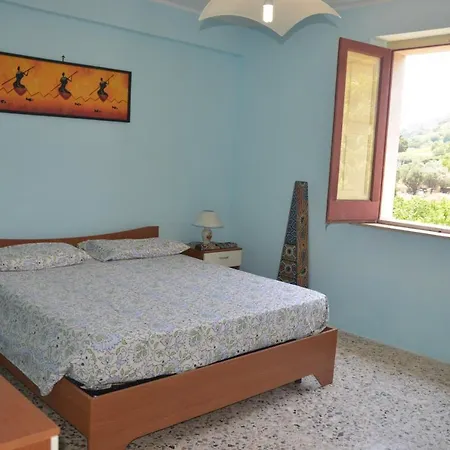 Βίλα Gole Dell'alcantara Lucia Ii *