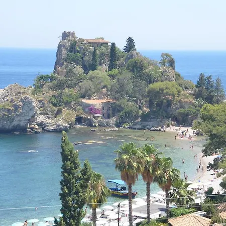 Gole Dell'alcantara Lucia Ii