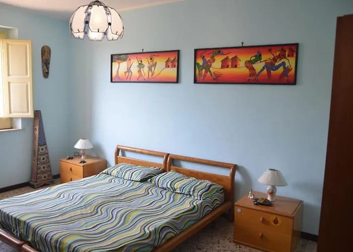 Gole Dell'alcantara Lucia Ii Motta Camastra