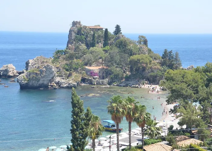 Gole Dell'alcantara Lucia Ii